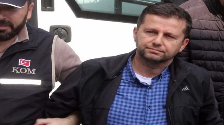ak_partili_eski_baskan_fetoden_tutuklandi_1475829859_9276.jpg