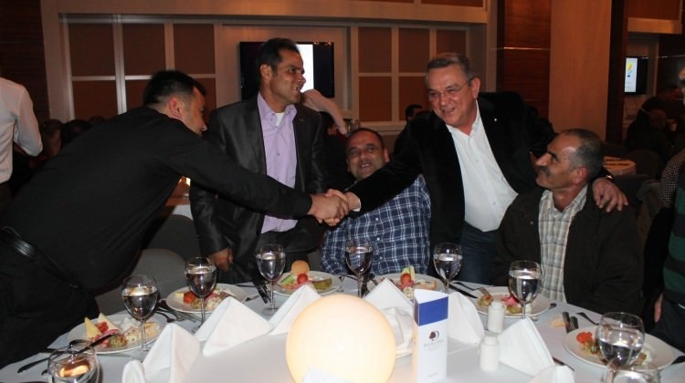 CHP'li başkanla fotoğraf çektirmek: 60 lira galerisi resim 1