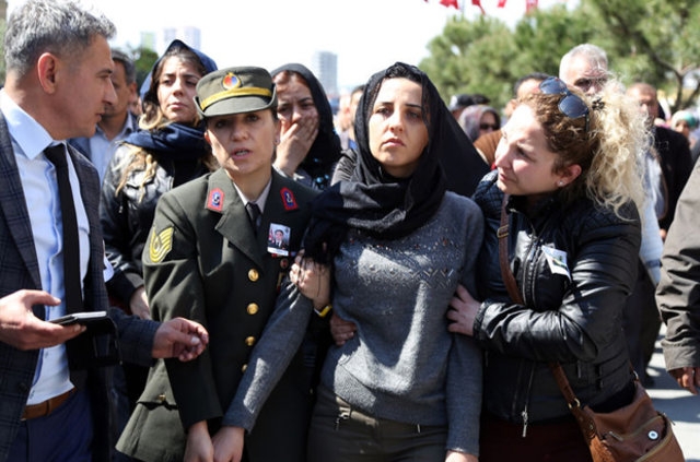 Jandarma Yüzbaşı Halil Özdemir'e son veda galerisi resim 4