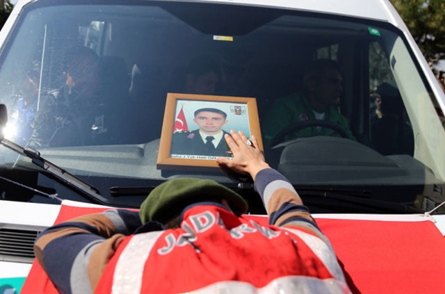Jandarma Yüzbaşı Halil Özdemir'e son veda galerisi resim 8