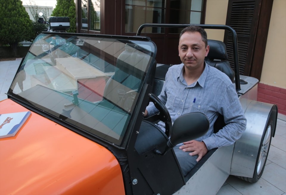 Belgeselden etkilendi, kendi otomobilini yaptı! galerisi resim 1