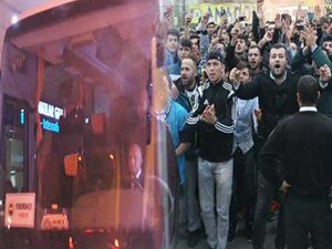 Taraftar istifaya davet edince Aziz Yıldırım...