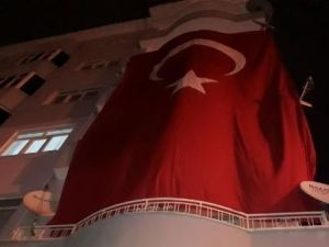 Afrin'den yürek yakan kare! Biz öldük mü ki...