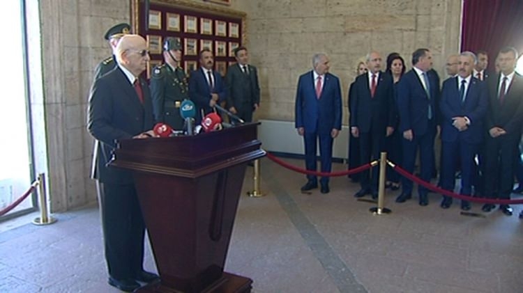 Anıtkabir'de düzenlenen törene bir tek onlar katılmadı galerisi resim 2