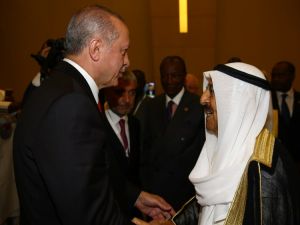 Olağanüstü İslam Zirvesine damga vuran kareler