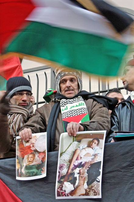 DUNYADAN ISRAIL'E ORTAK PROTESTO galerisi resim 7