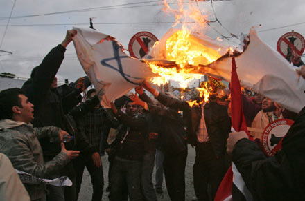 DUNYADAN ISRAIL'E ORTAK PROTESTO galerisi resim 8