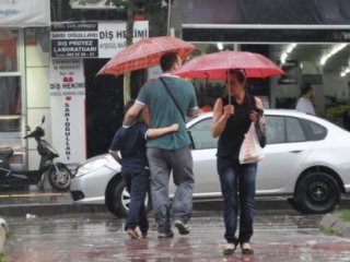 Meteoroloji'den Sağanak Yağış Uyarısı