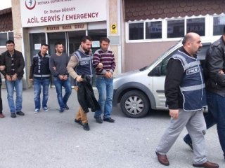 Hurda kavgası kanlı bitti!