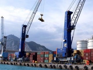 Serbest bölge 220 milyar doları aştı