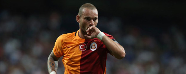 Sneijder ayrılıyor mu?