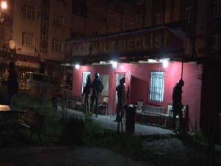Teröristlere gece baskını!