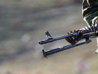 Bölük komutanlığına ateş açıldı