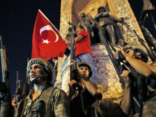 Cuntanın darbe girişimine katılan ''askerin başı kesildi'' yalan çıktı