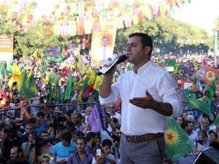 HDP İstanbul'da sokağa iniyor