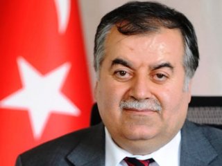 Manisa'da iki vali yardımcısı ve bir kaymakam tutuklandı