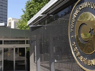 Dışişleri Bakanlığı'nda 2 büyükelçi ihraç edildi