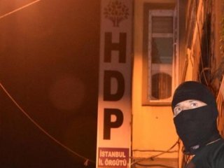 HDP İstanbul İl Başkanlığı'na operasyon!