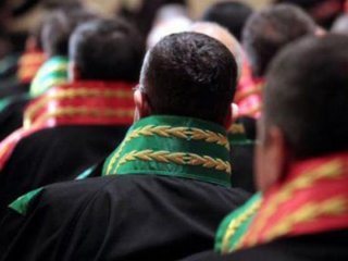 Tutuklanan savcı ölü bulundu