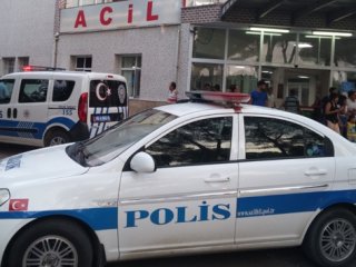 Manisa’da silahlı kavgada yaralan polis şehit oldu