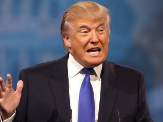 Trump'tan Müslümanlara yönelik ilk icraat!
