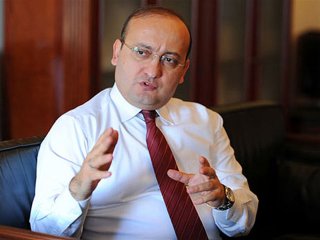 Akdoğan: Onlara yağlı kazığı sokan benim!
