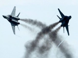 Azerbaycan Ermenistan'a haddini bildirdi