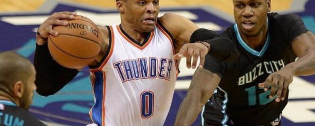 Russell Westbrook yine NBA tarihine geçti!