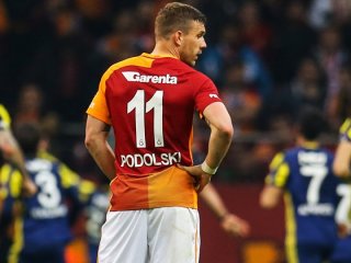 Podolski F.Bahçe'yi kızdıracak! '3. lig takımı...'