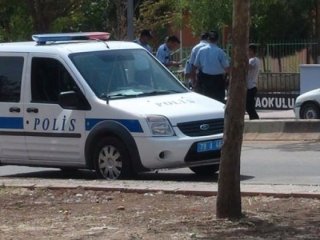 Ankara'da silahlı çatışma! Bir polis şehit