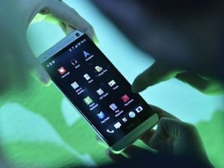Diğer telefon üreticileri: “Biz yavaşlatmıyoruz”