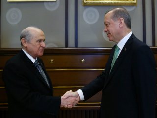 Bahçeli'den Erdoğan'a kritik telefon!