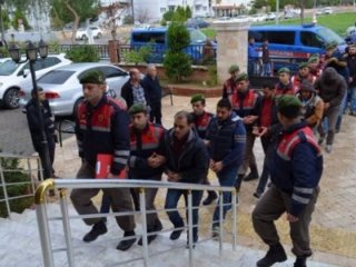 İnsan tacirlerine jandarmadan darbe!