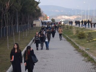 25 kuruşluk zam için 5 kilometre yürüdüler