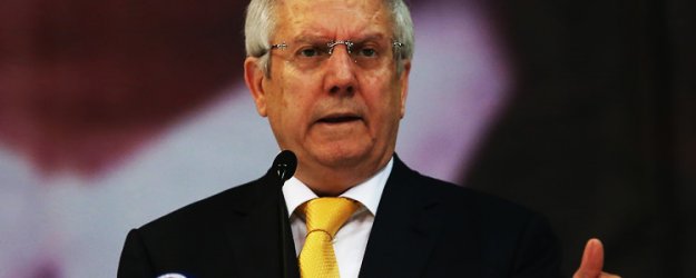 Havalimanında Aykut Kocaman ve Aziz Yıldırım'a şok tepki