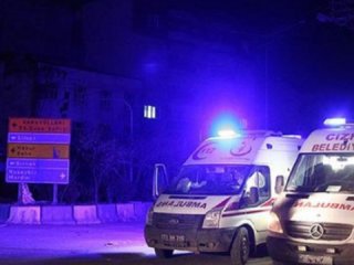 Cizre'de iki katlı ev çöktü: 2 ölü, 8 yaralı