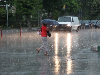 Meteorolojiden sağanak yağış uyarısı!