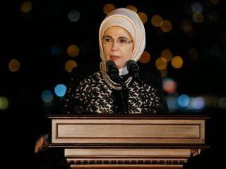 Emine Erdoğan: Türkiye yeniden inşa sürecine girdi