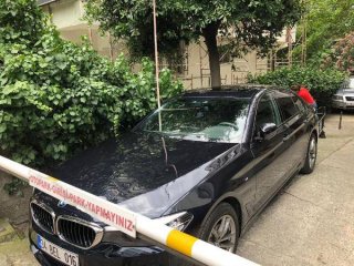Şoke eden görüntü! Ok gibi saplandı
