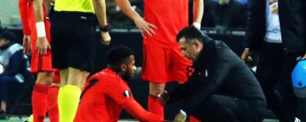 Sakatlanan Lens'ten kötü haber! Beşiktaş açıkladı