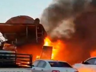 Öfkeli pilot eşinin bulunduğu binaya daldı