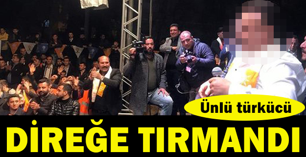 Bülent Serttaş sahne direğine tırmanıp türkü söyledi!