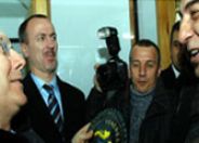 Polat'tan Yıldırım'a hediye tabak
