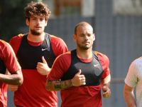 Hakan Balta ve Sneijder kadroya alınmadı!