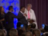 Müslüman karşıtı Trump'a Yahudi talleti!