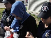 FETÖ'nün "sohbet ablası" gözaltına alındı