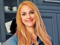 Meryem Uzerli, TL’ye geçti