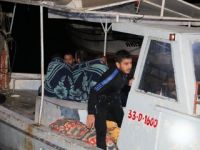 Mersin açıklarında düzensiz göçmenleri taşıyan tekne battı