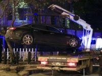 'Dur' ihtarına uymayan alkollü sürücü polise çarptı