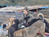 Hayvan hakları için çöplükte açlık grevi yapıyor